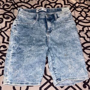Old navy girls acid wash Bermuda shorts